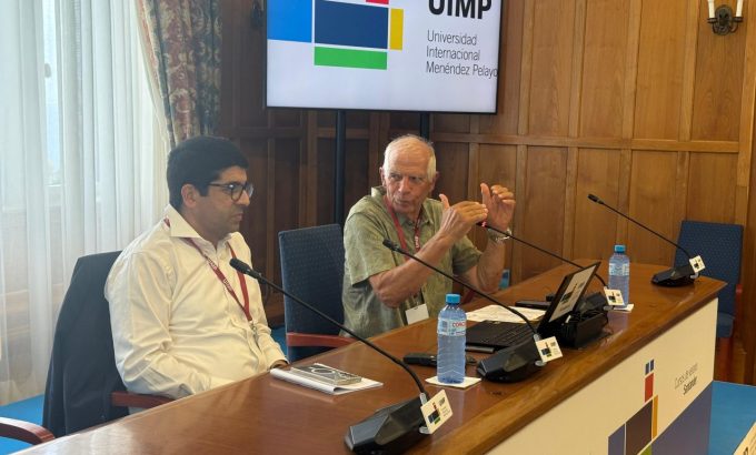 Professeur Abdelhak Azzouzi et Josep Borrell